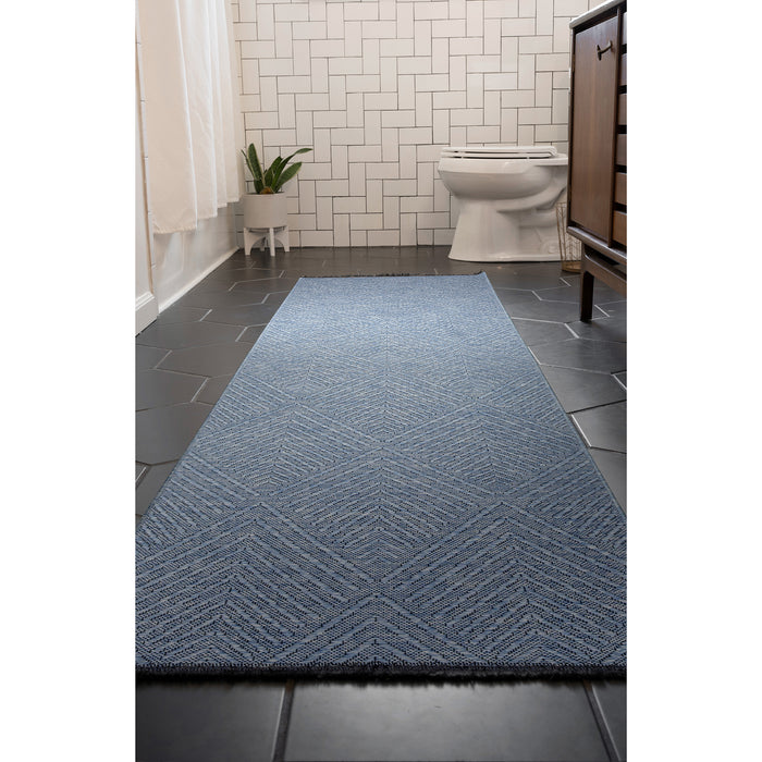 Blue-Benton-Patterned-Rug-White-Stone-Decor-2