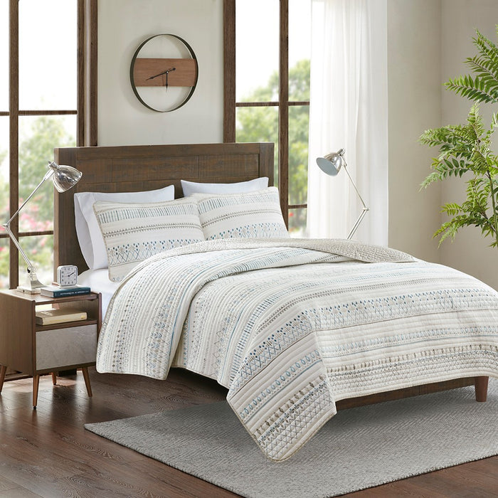 Bristol-Taupe-Blue-Boho-Farmhouse-Pattern-Quilt-Set-White-Stone-Decor-1