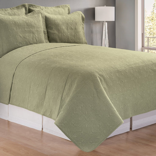 Costal-Matelasse-Wavy-Green-Quilt-Collection-White-Stone-Decor