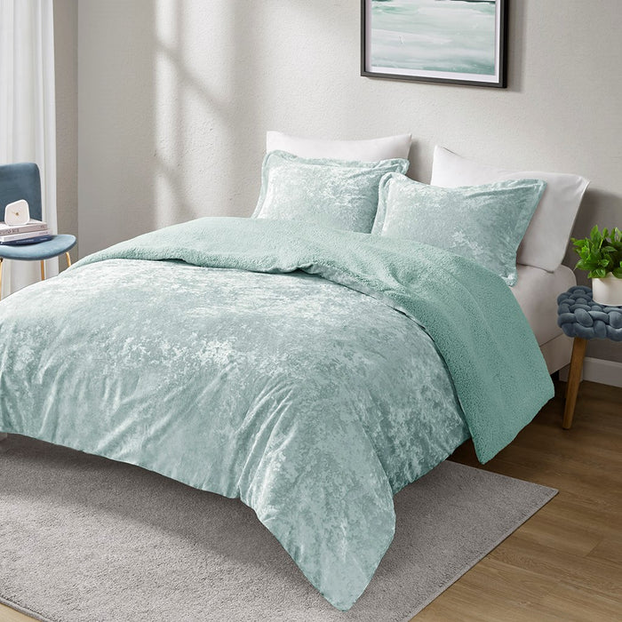Elisa-Aqua-Velvet-Reversible-Luxury-Comforter-Set-White-Stone-Decor-1