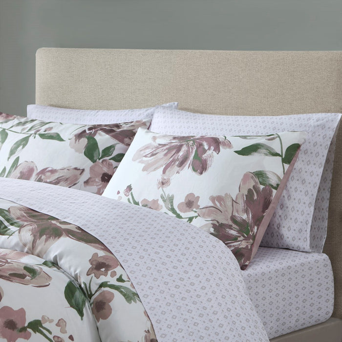 Hampton-Violet-Floral-Comforter-Set-White-Stone-Decor-2