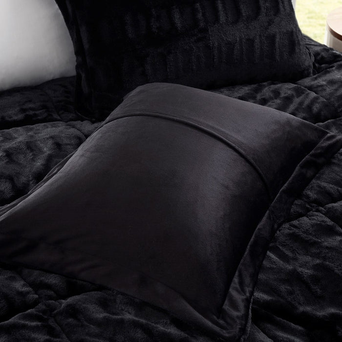 Hayleigh-Black-Faux-Fur-Luxury-Comforter-Set-White-Stone-Decor-4