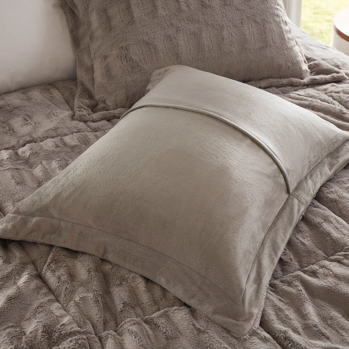 Hayleigh-Grey-Faux-Fur-Luxury-Comforter-Set-White-Stone-Decor-4
