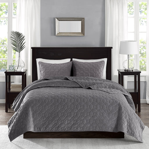 Hayley-Grey-Luxury-Geometric-Pattern-Quilt-Set-White-Stone-Decor