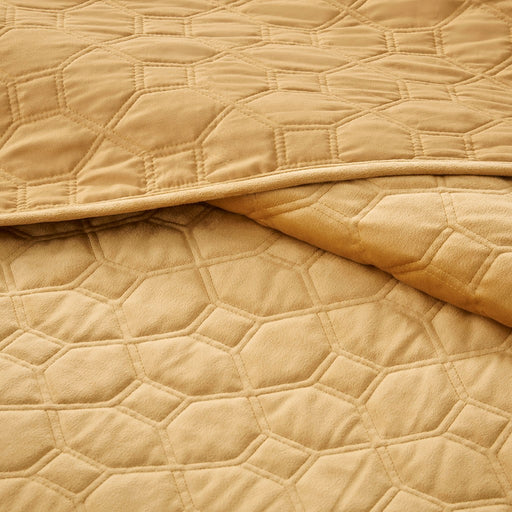 Hayley-Sunrise-Luxury-Geometric-Pattern-Quilt-Set-White-Stone-Decor-1