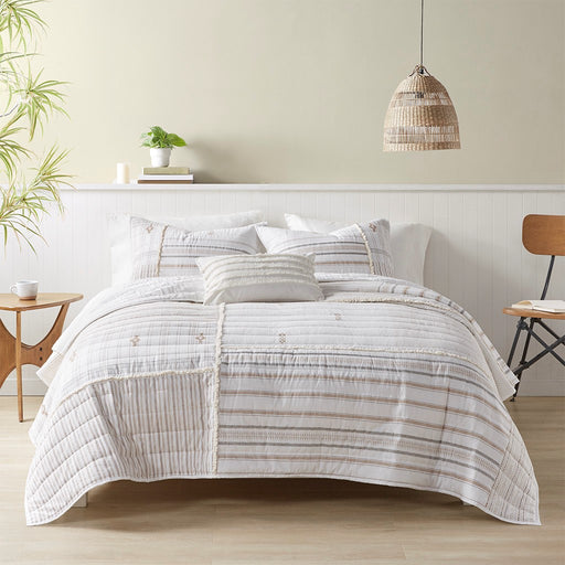 Hazel-Natural-Striped-Patterned-Quilt-Set-White-Stone-Decor
