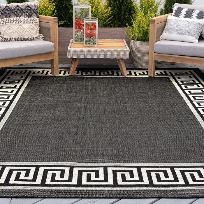 Indoor-Outdoor-Belleville-Rug-White-Stone-Decor