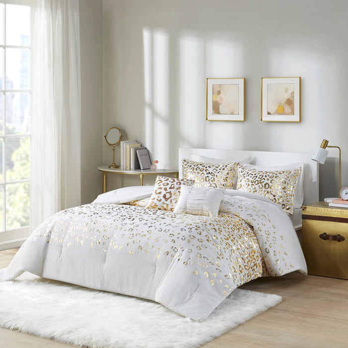 Libby-Metallic-Gold-Animal-Printed-Luxury-Comforter-Set-White-Stone-Decor-1