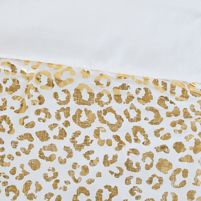 Libby-Metallic-Gold-Animal-Printed-Luxury-Comforter-Set-White-Stone-Decor-4