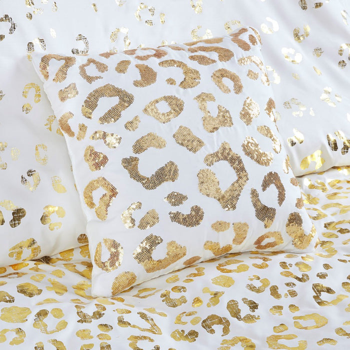 Libby-Metallic-Gold-Animal-Printed-Luxury-Comforter-Set-White-Stone-Decor-5