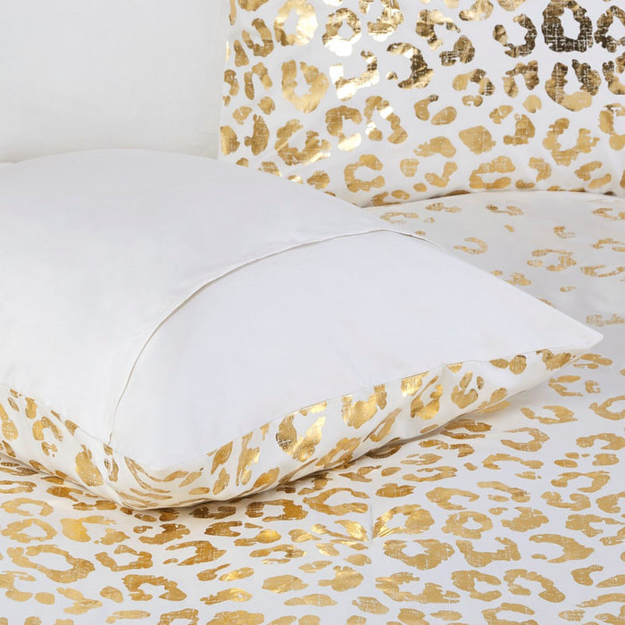 Libby-Metallic-Gold-Animal-Printed-Luxury-Comforter-Set-White-Stone-Decor-8
