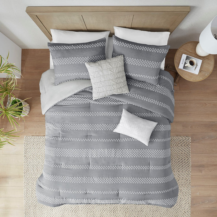 Miracle-Grey-Geometric-Patterned-5-Piece -Comforter-Set-White-Stone-Decor-2