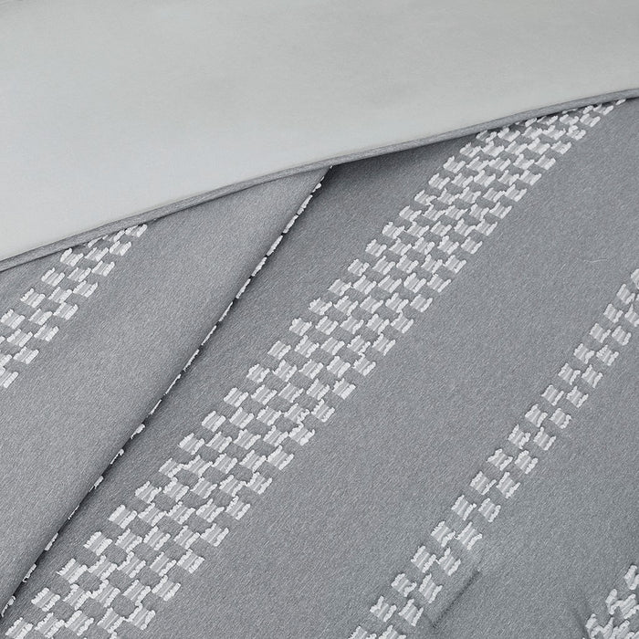 Miracle-Grey-Geometric-Patterned-5-Piece -Comforter-Set-White-Stone-Decor-3
