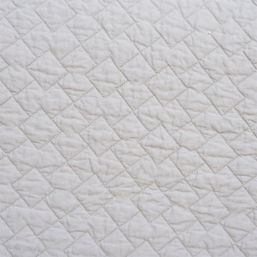 North-Caldwell-Gray-Quilt-Collection-White-Stone-Decor-1