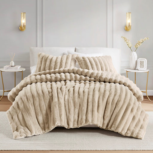 Raven-Taupe-Faux-Fur-Luxury-Comforter-Set-White-Stone-Decor